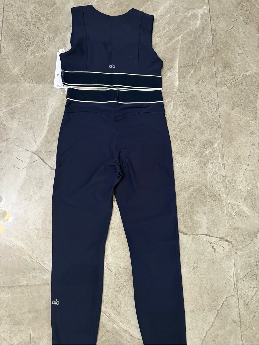 ALO Yoga Navy Leggings and Matching Crop Top Set - Picture 2 of 5